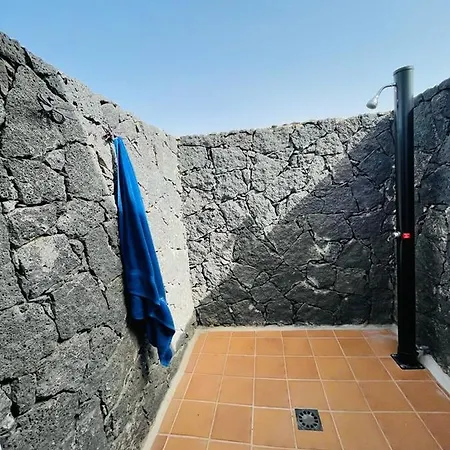 Ascanio Villa *